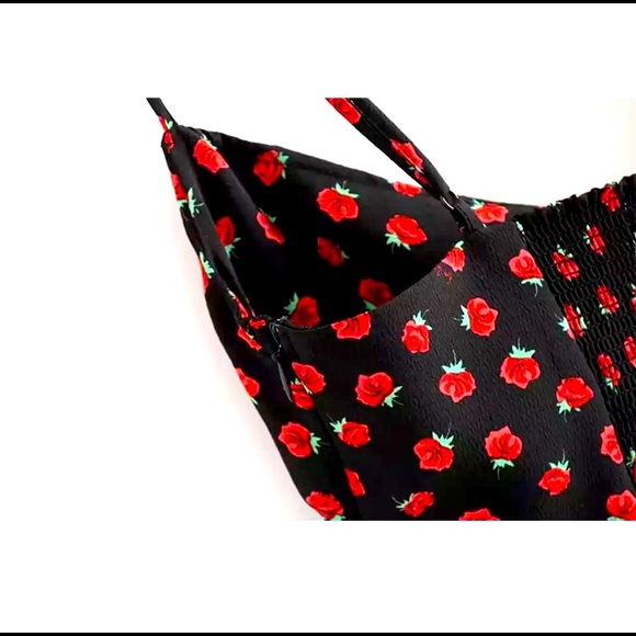 Floral spaghetti strap tie front maxi dress.Small. - Picture 5 of 8